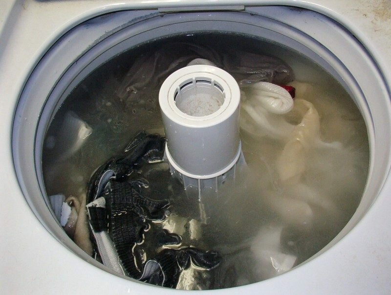 e10