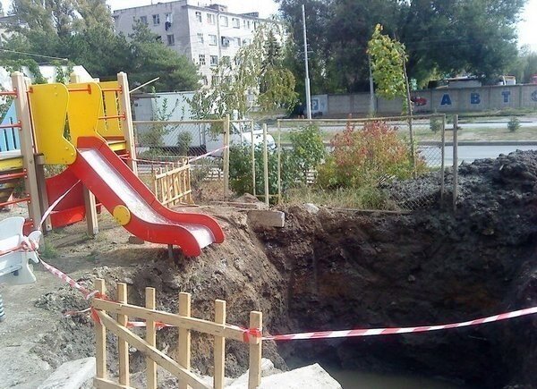 d111